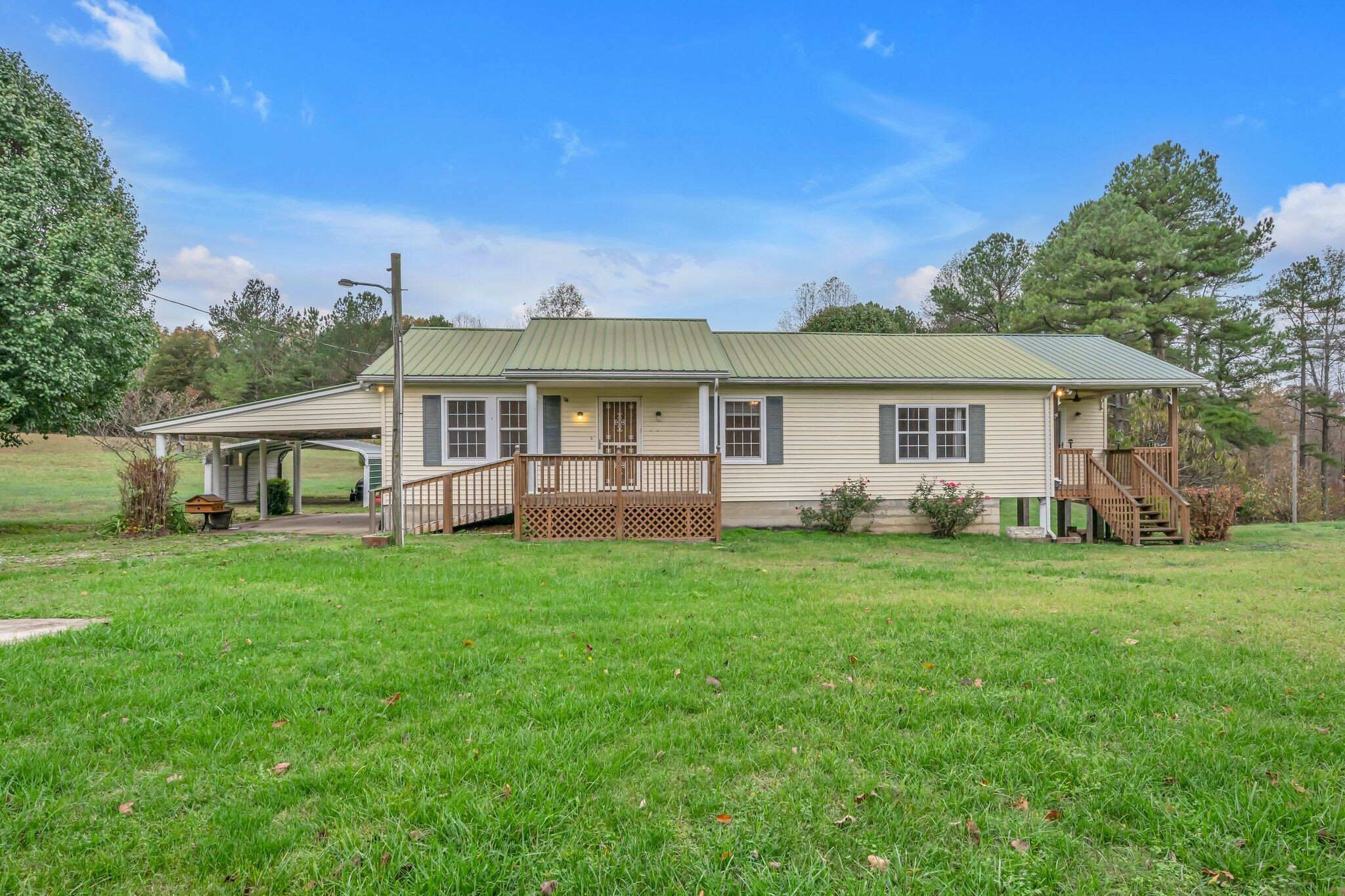 Property Photo:  10148 Bee Branch Rd  TN 37025 