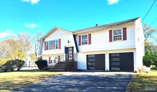 Property Photo:  65 Forest Avenue  NJ 07675 