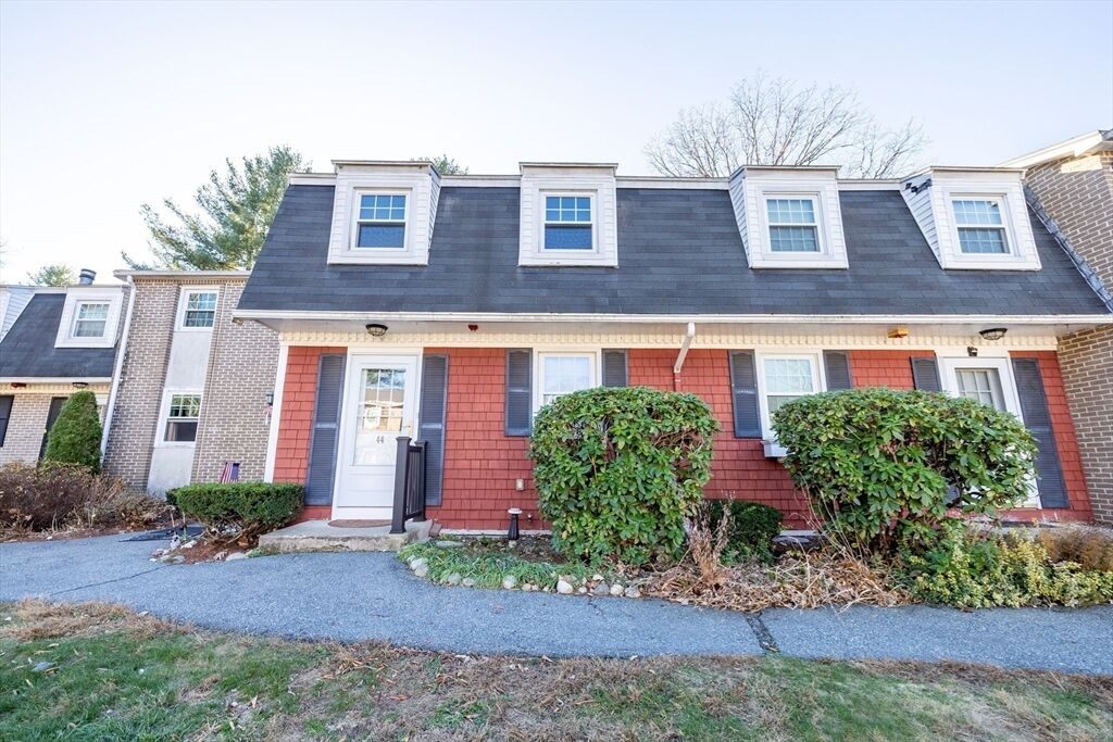 Property Photo: 15 Cannongate Rd 44 MA 01879