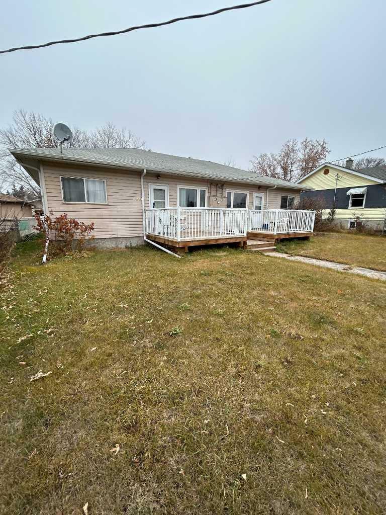 Property Photo:  4120 50 Street 4120  AB T4N 1W7 