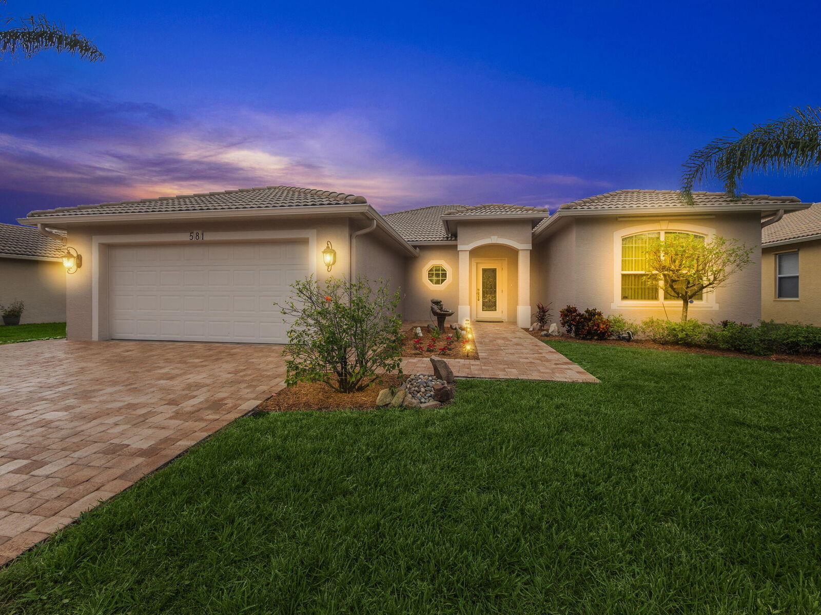Property Photo: 581 Waverly Circle FL 34983