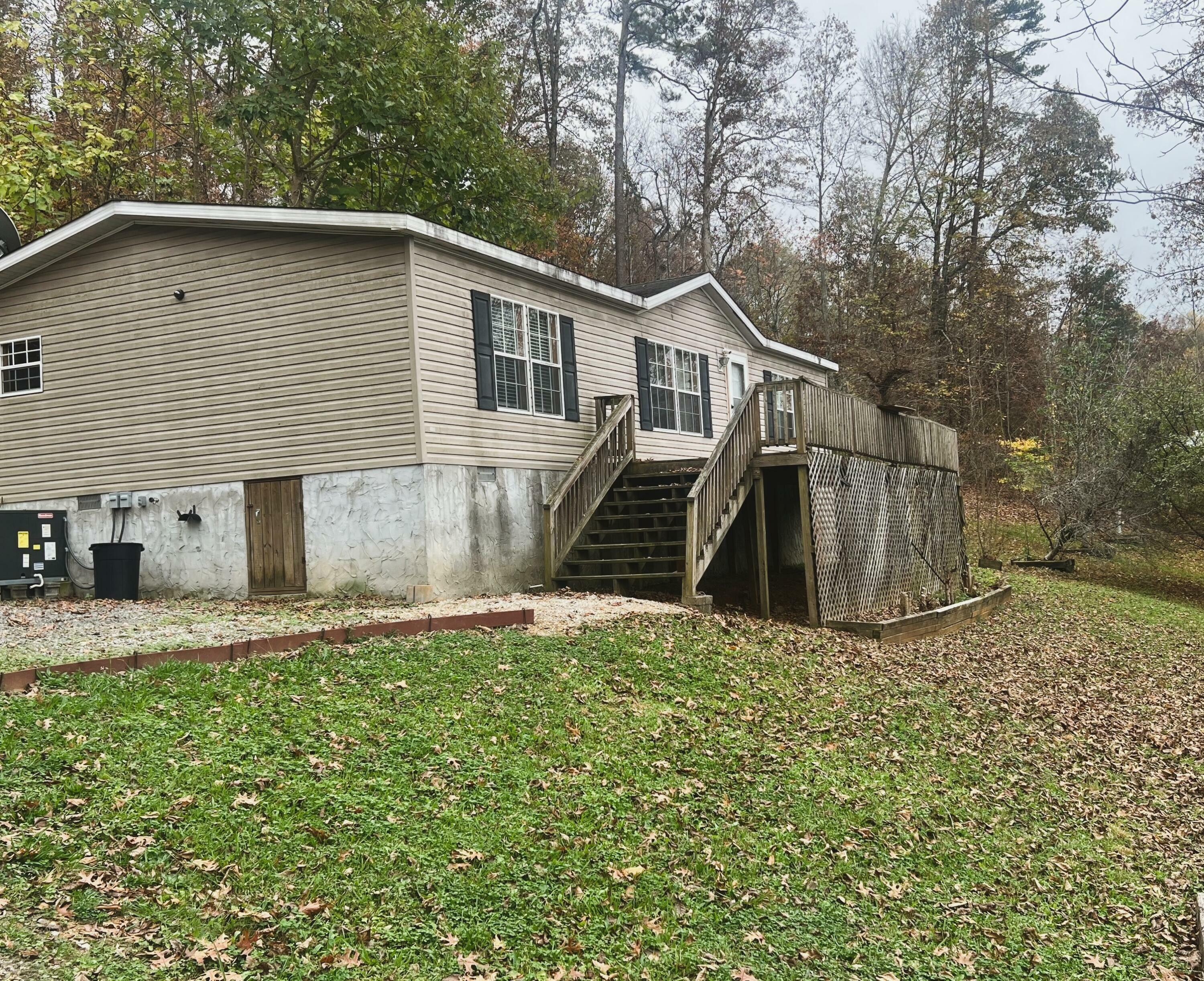 Property Photo:  441 County Road 61  TN 37370 