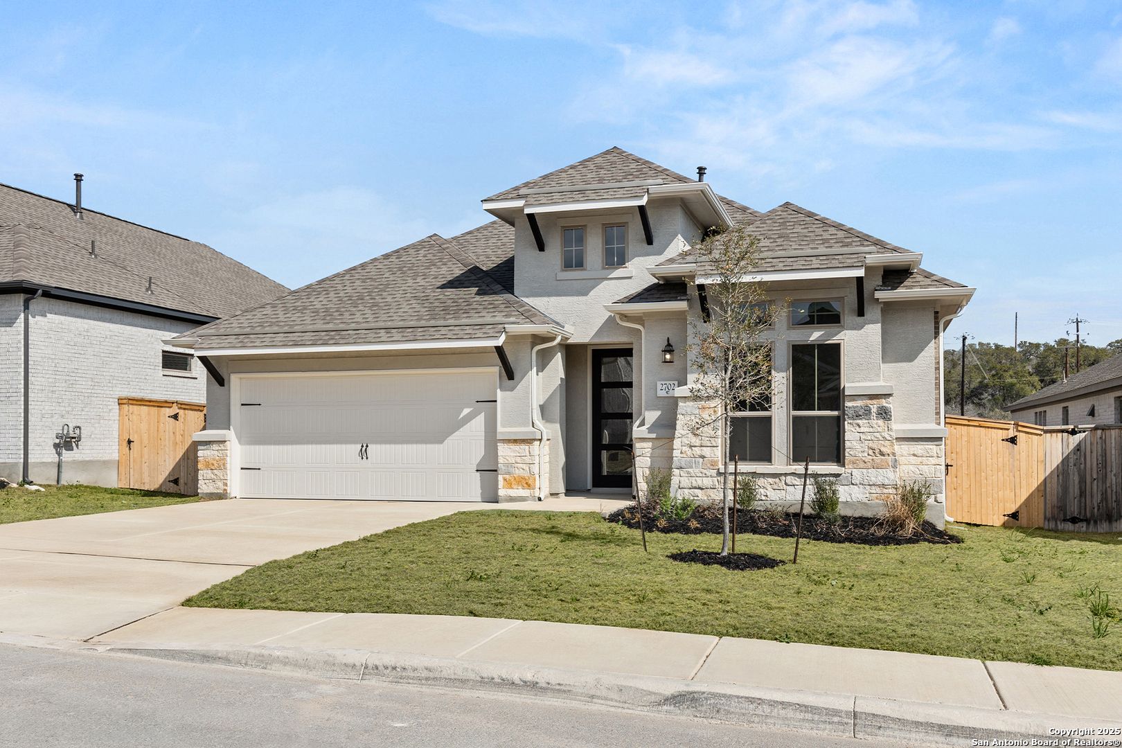Property Photo: 2702 Sueno Point TX 78245