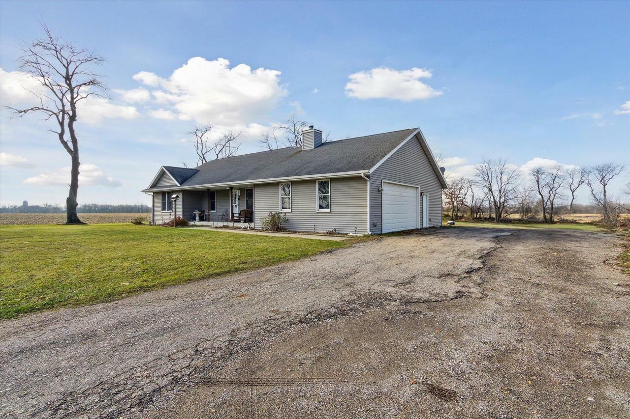 Property Photo:  7505 North Vickerman Road  WI 53563 