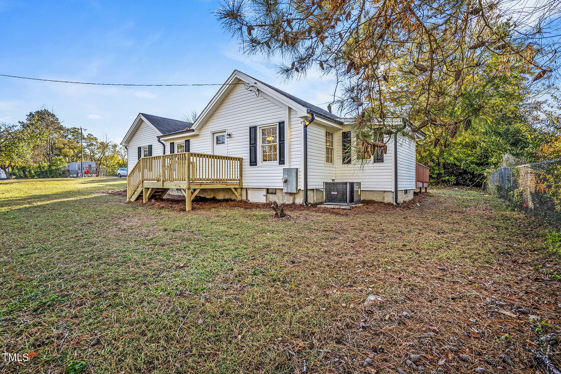 Property Photo:  1912 Garner Glen Drive  NC 27603 