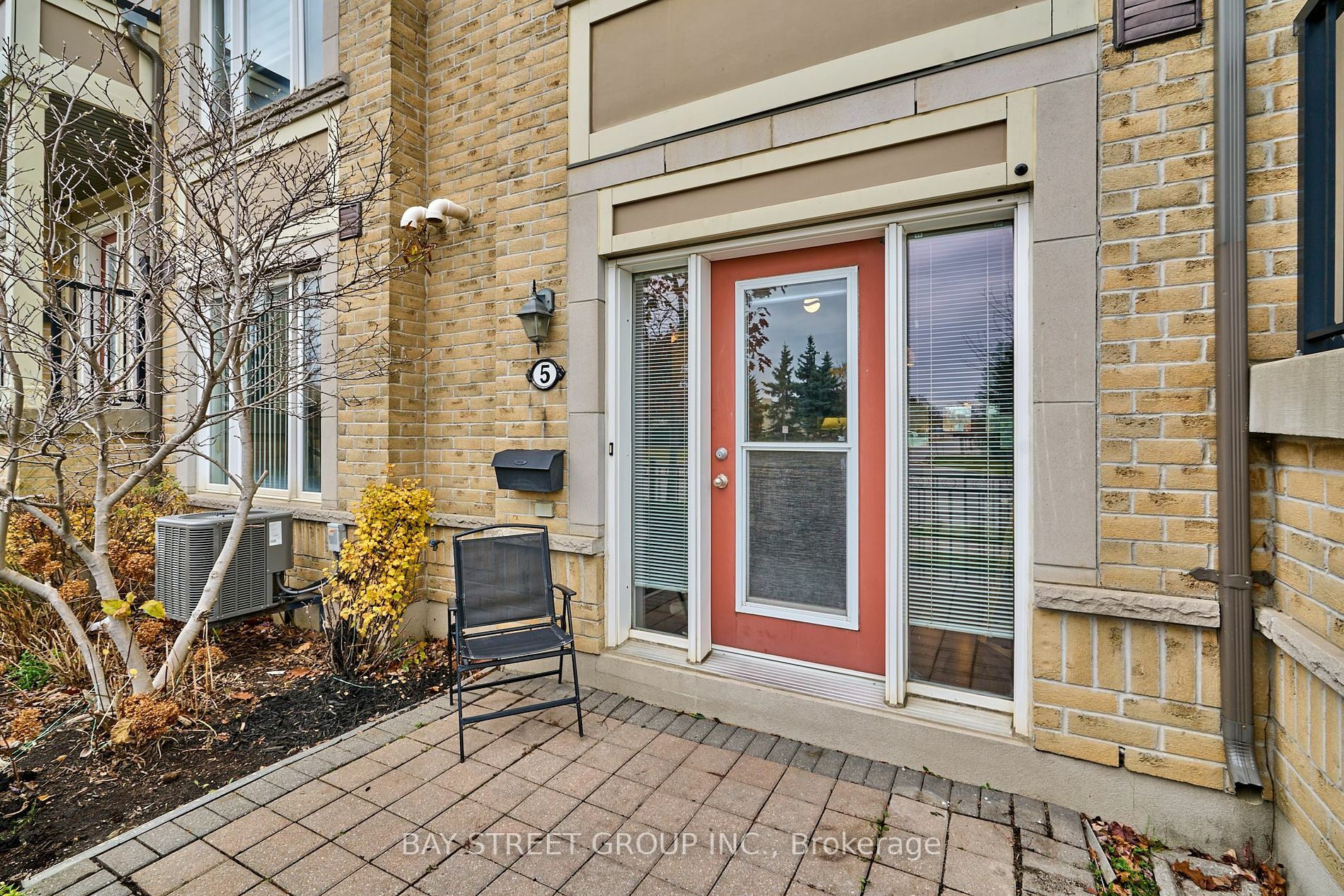 Property Photo:  2895 Hazelton Pl 5  ON L5M 0S4 