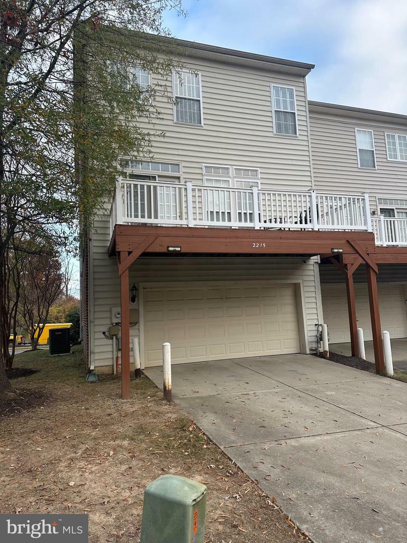 Property Photo:  2215 Potomac Club Parkway 27  VA 22191 