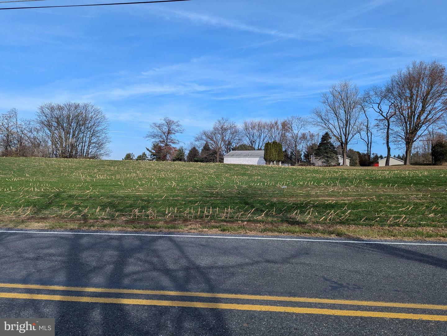 Property Photo:  2309 Heilmandale Road  PA 17046 