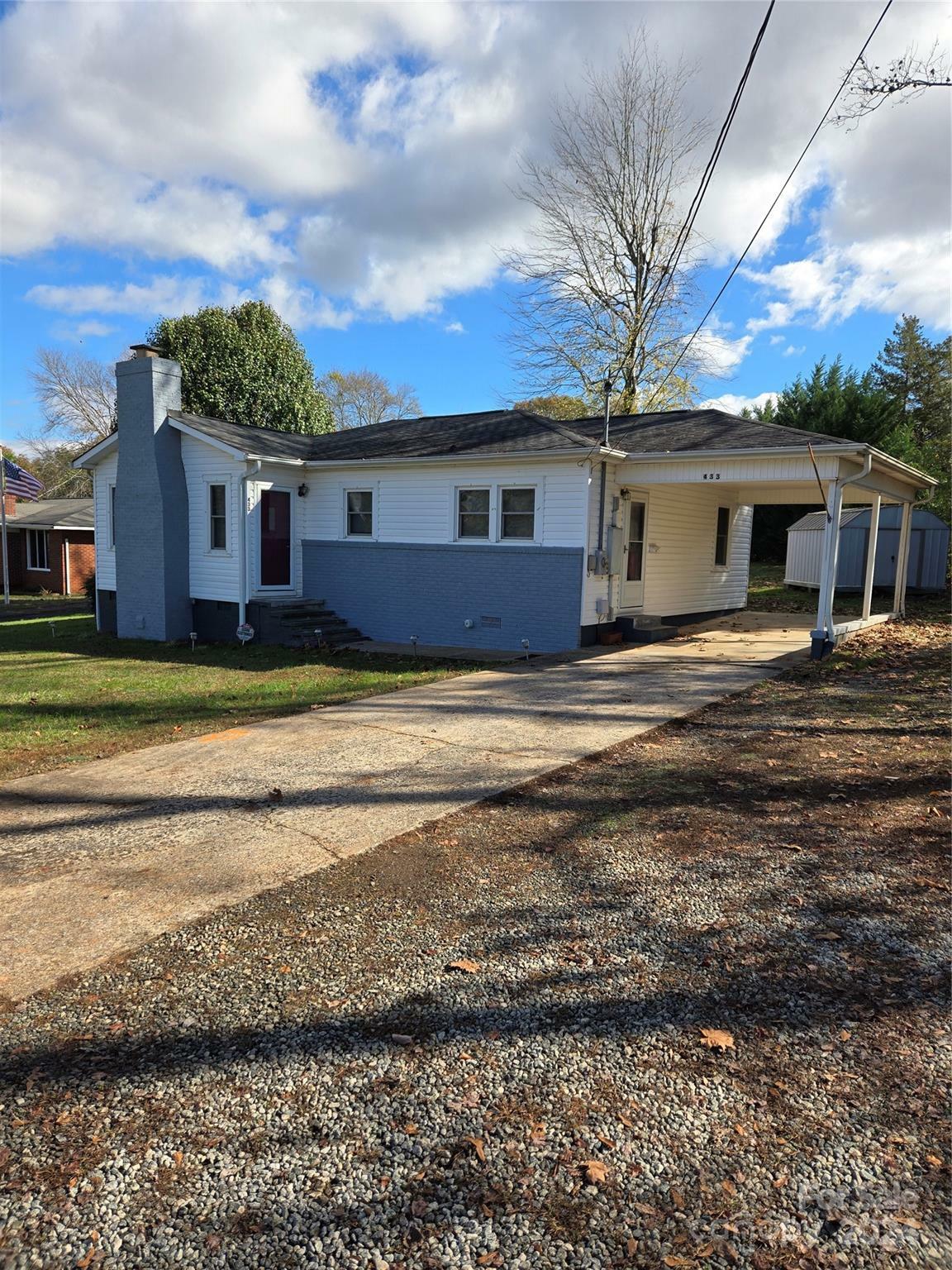 Property Photo:  433 S Church Street  NC 28043 