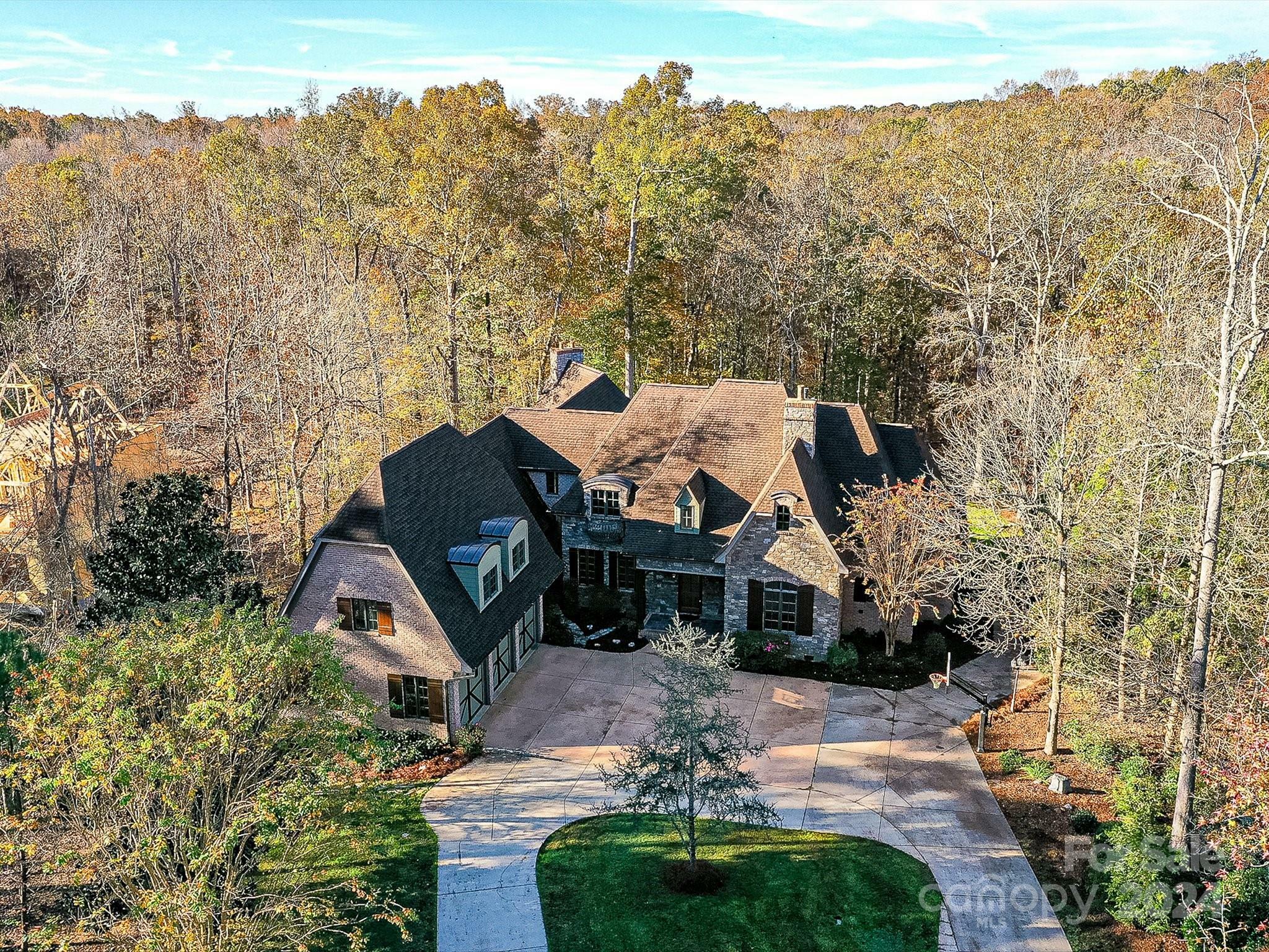 Property Photo:  6040 Oxfordshire Road  NC 28173 