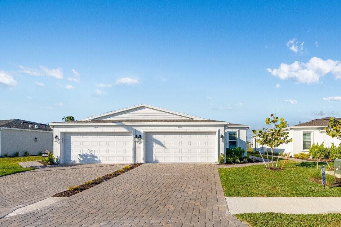 Property Photo:  16111 Ivy Ridge Court  FL 33953 