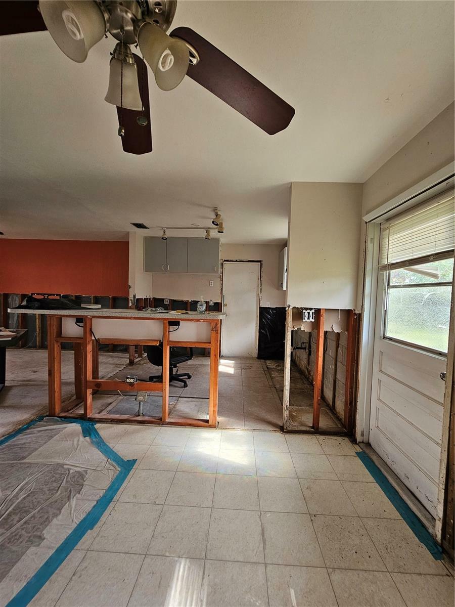 Property Photo:  5342 Colewood Place  FL 34232 