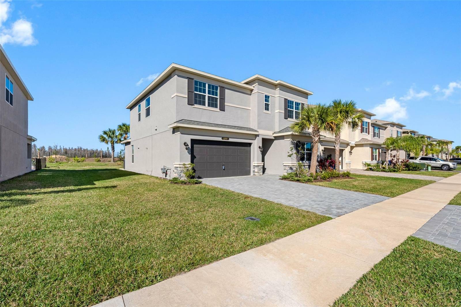 Property Photo:  32707 Tamarind Grove Lane  FL 33543 