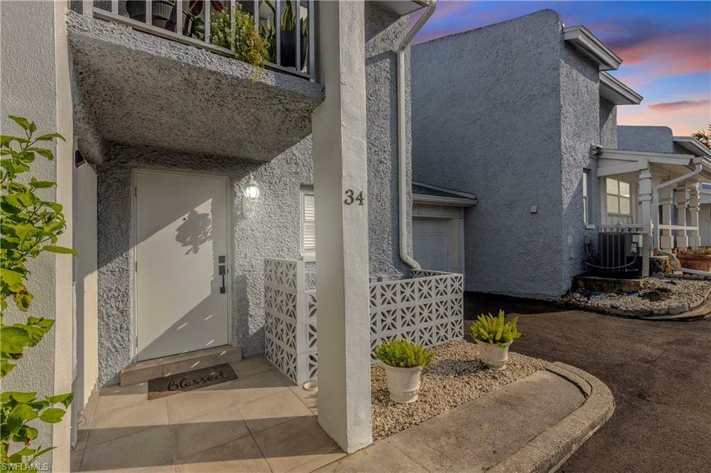 Property Photo: 34 Watercolor Way 34 FL 34113