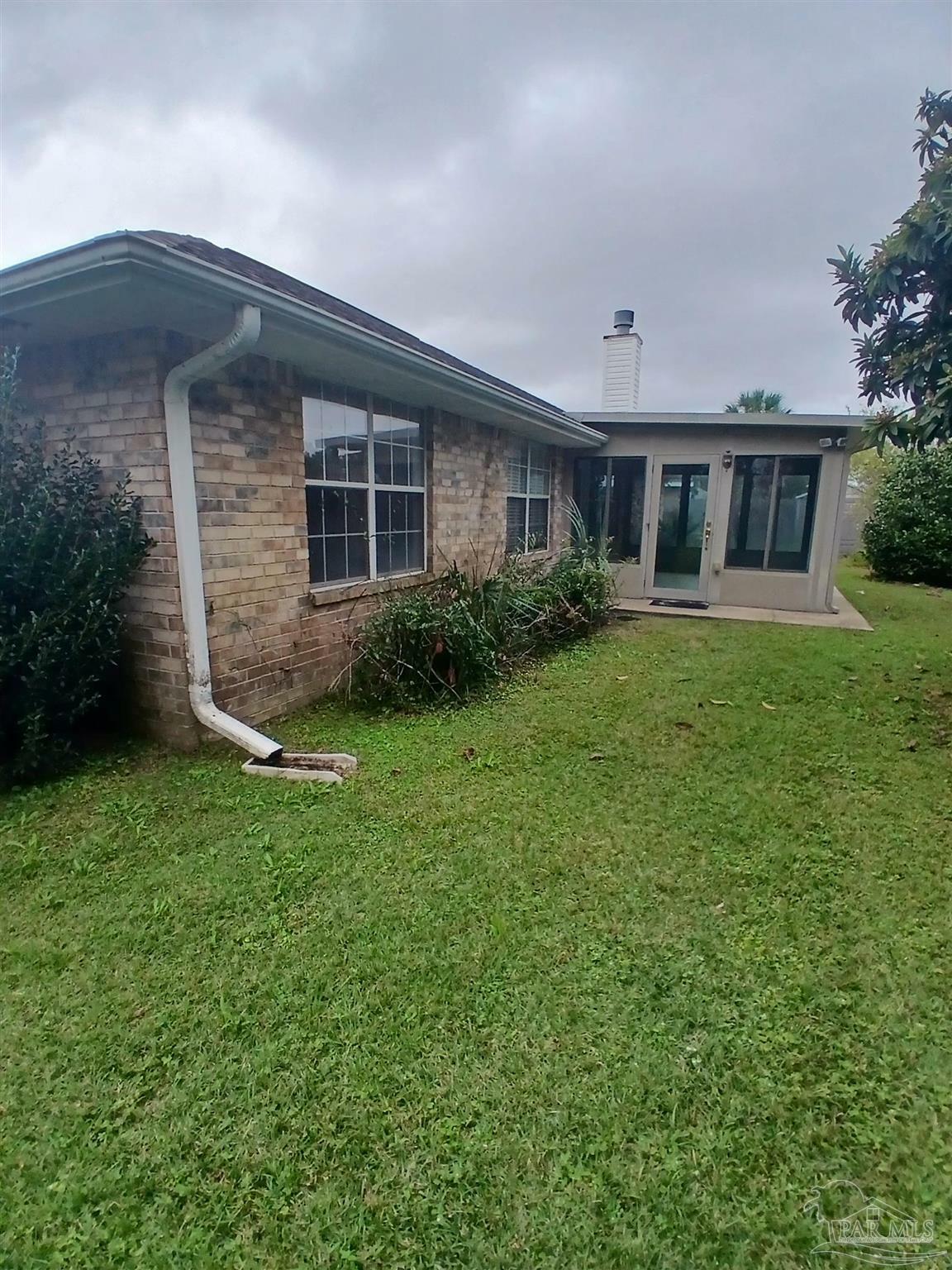 Property Photo:  2138 Cheshire Ct  FL 32566 