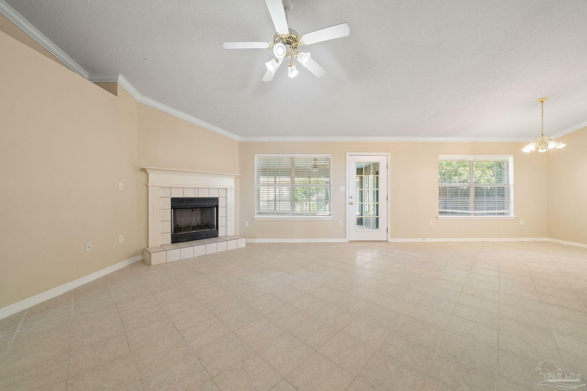 Property Photo:  2138 Cheshire Ct  FL 32566 