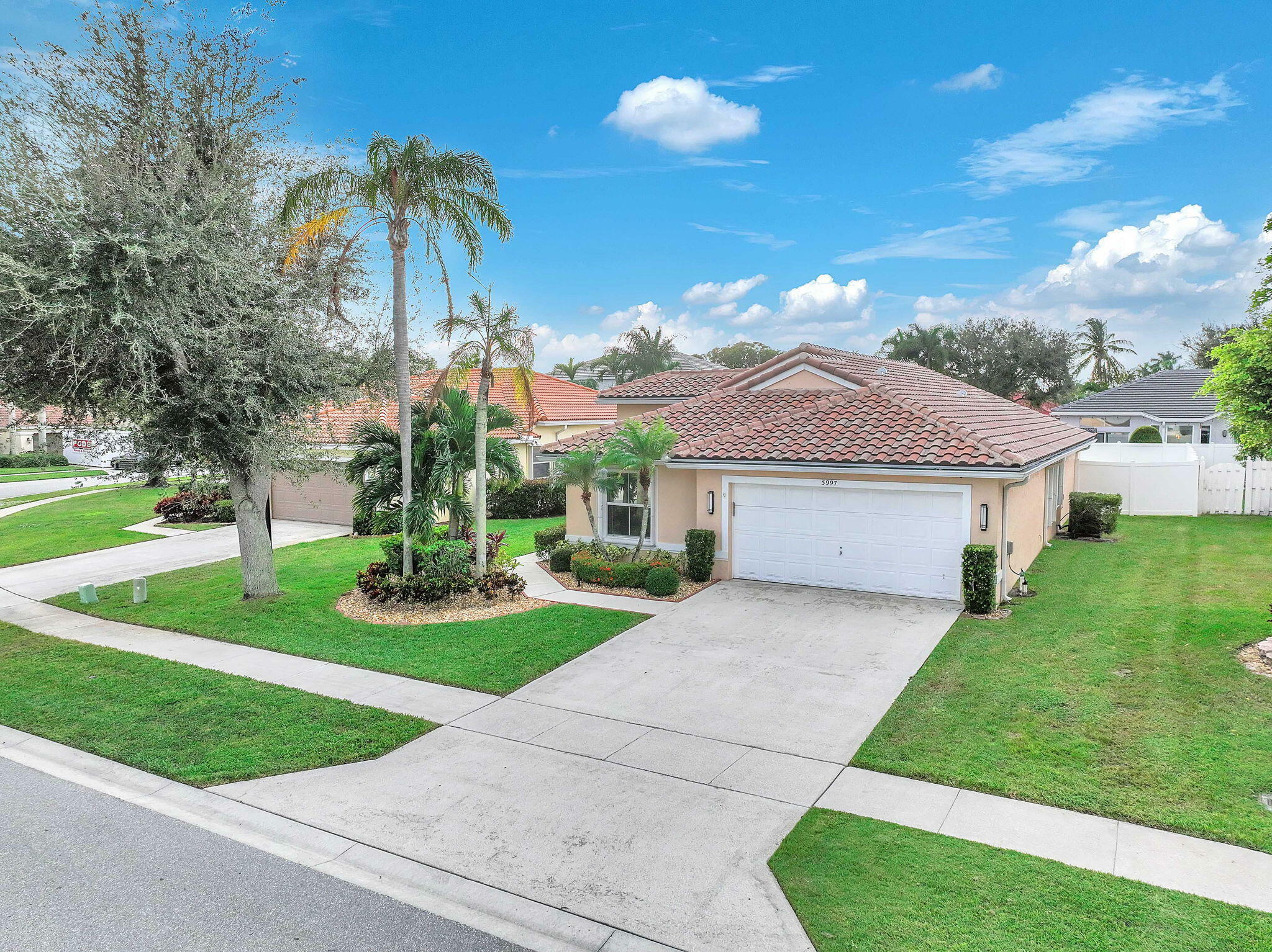 5997 Las Colinas Circle  Lake Worth FL 33463 photo