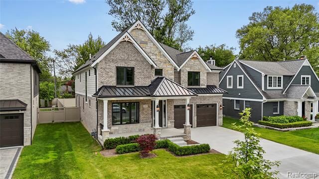 Property Photo:  2182 Buckingham Avenue  MI 48009 