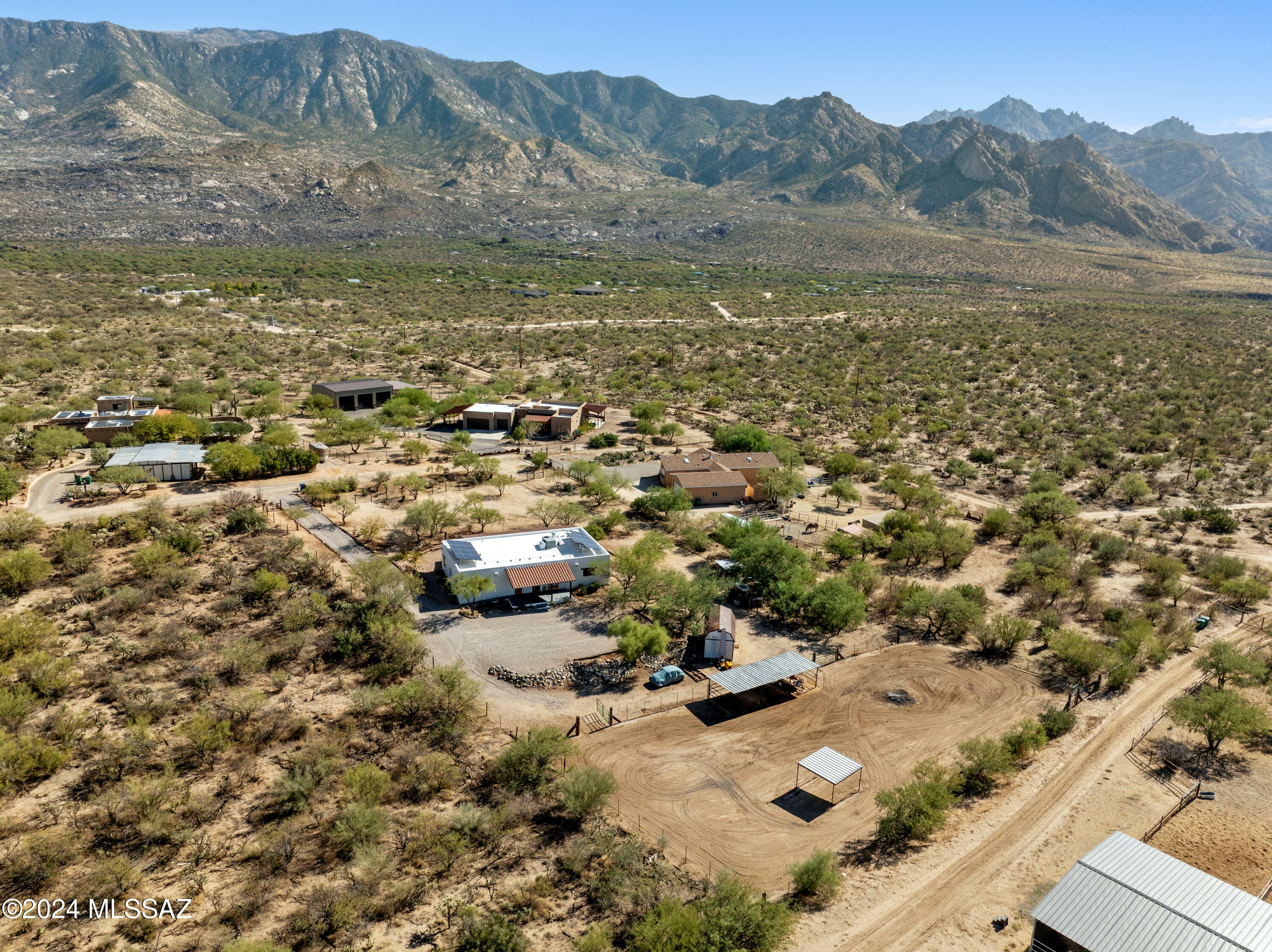 Property Photo:  14445 N Swan Road  AZ 85739 