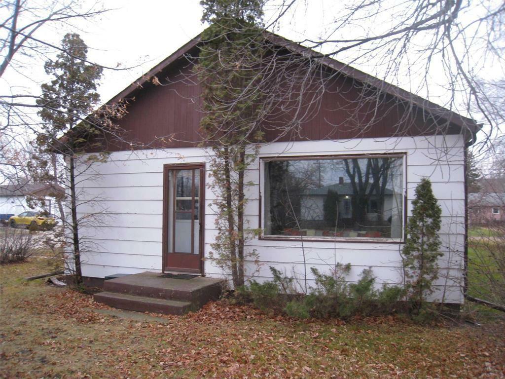 Property Photo:  224 8th Avenue South  MB R0L 1Z0 