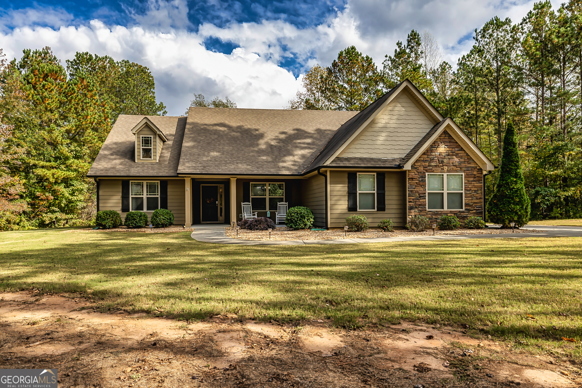 51 Backwater Cove Court  Newnan GA 30263 photo