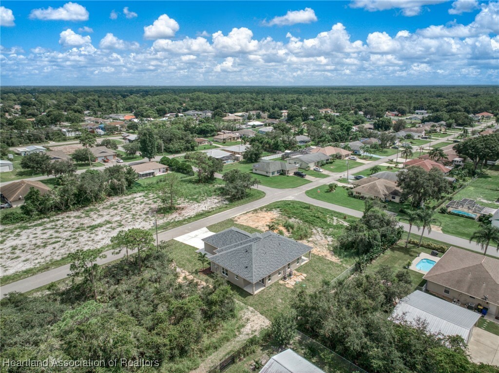 Property Photo:  4123 & 4125 Mandarin Road  FL 33875 