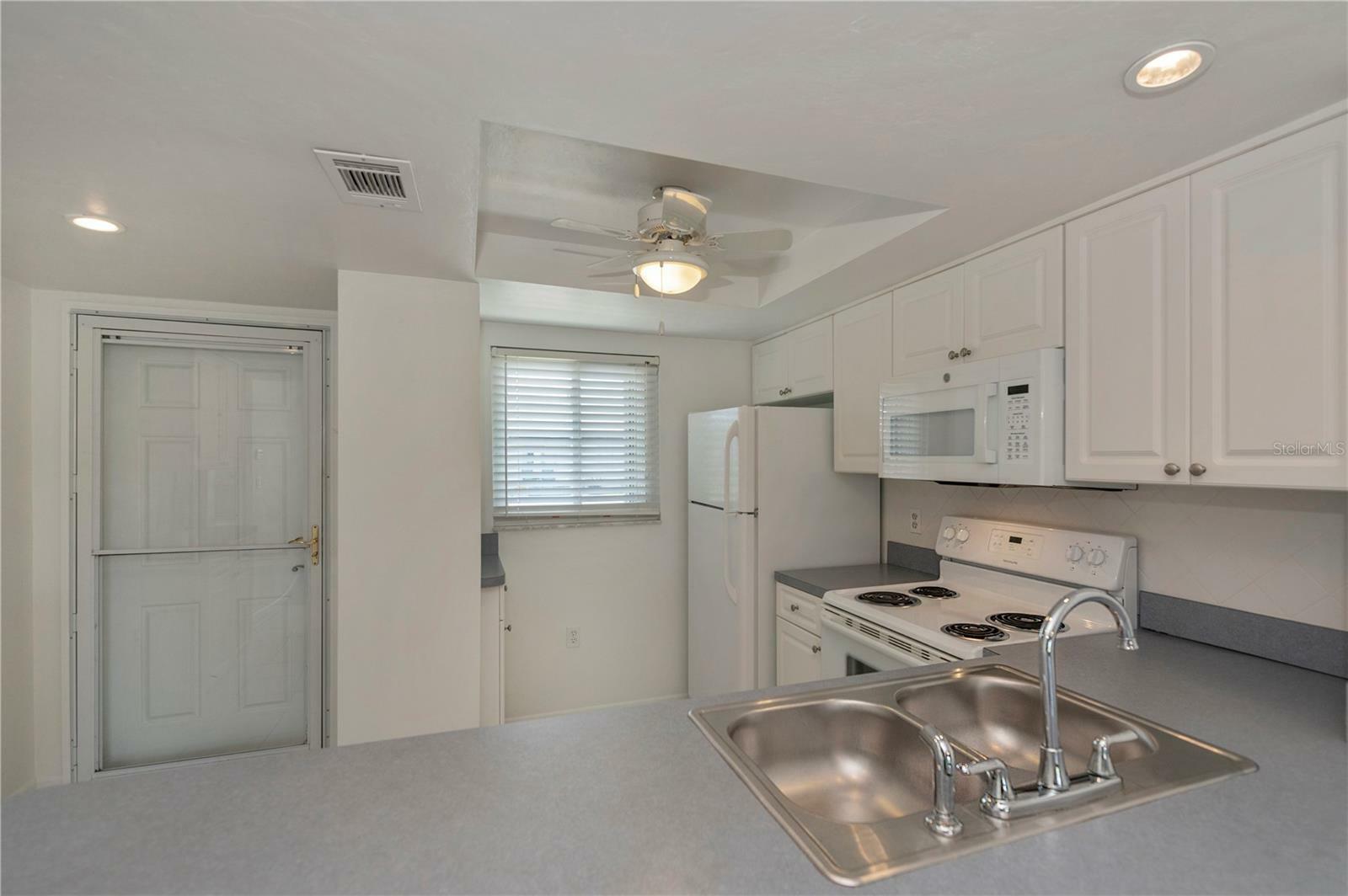 Property Photo:  25275 Rampart Boulevard 1104  FL 33983 