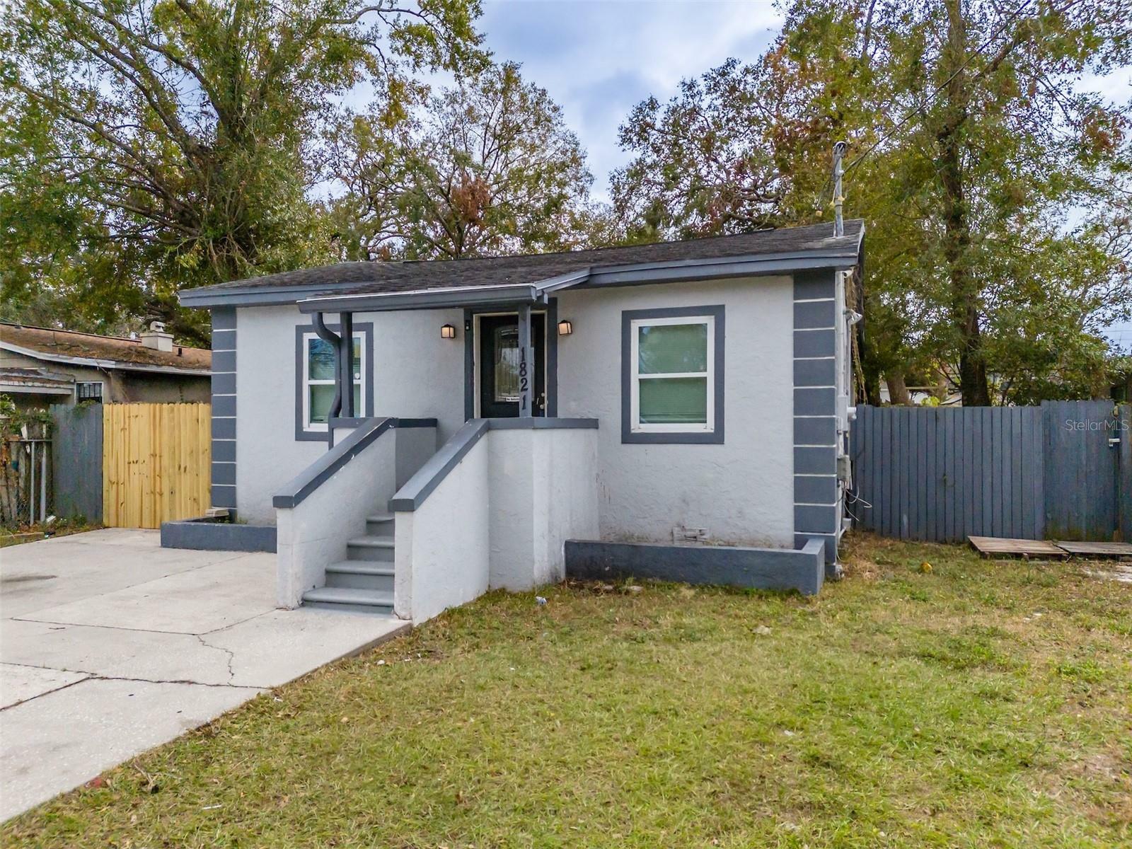 Property Photo:  1821 E Humphrey Street  FL 33604 