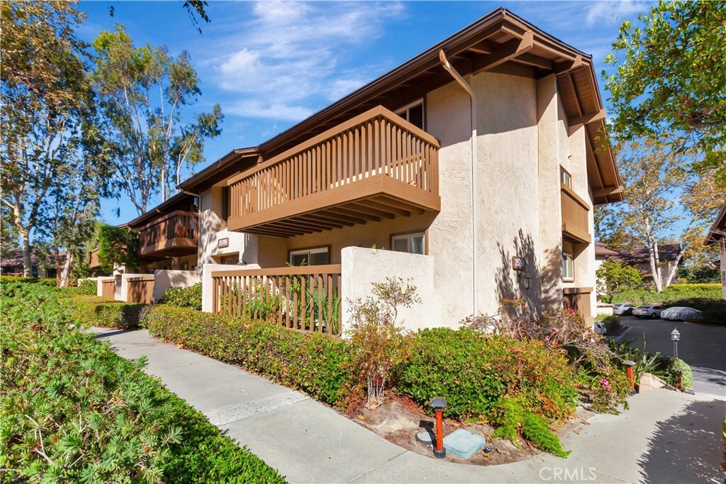 Property Photo: 25789 Marguerite D204 CA 92692