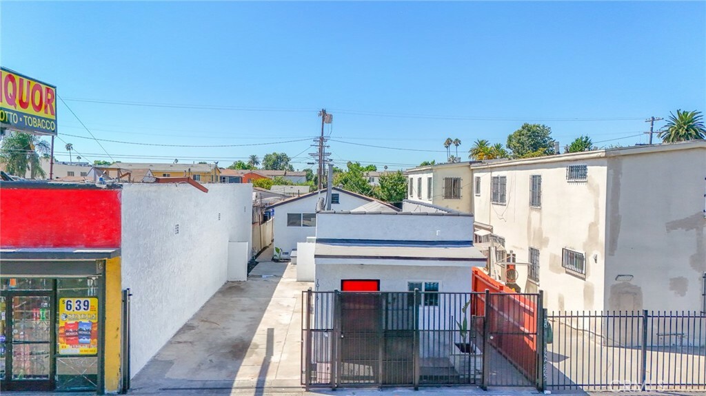 Property Photo: 10115 Avalon Boulevard CA 90003