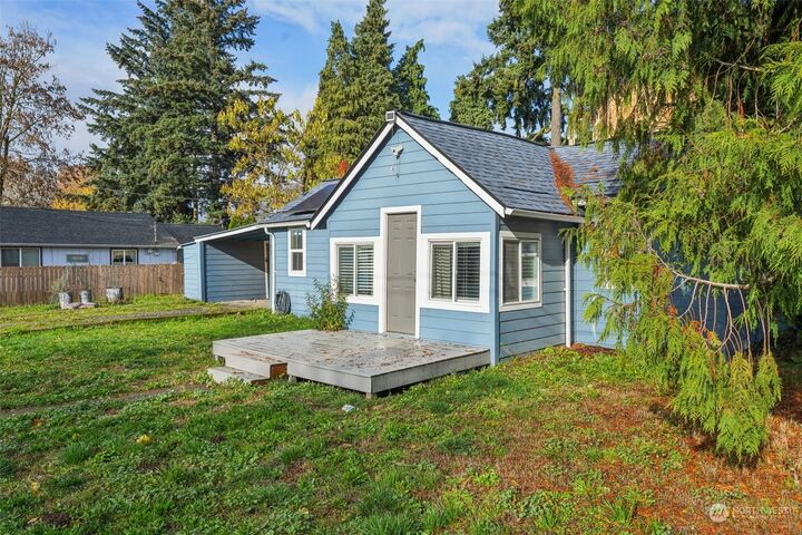 Property Photo:  1202 W 20th Street  WA 98660 