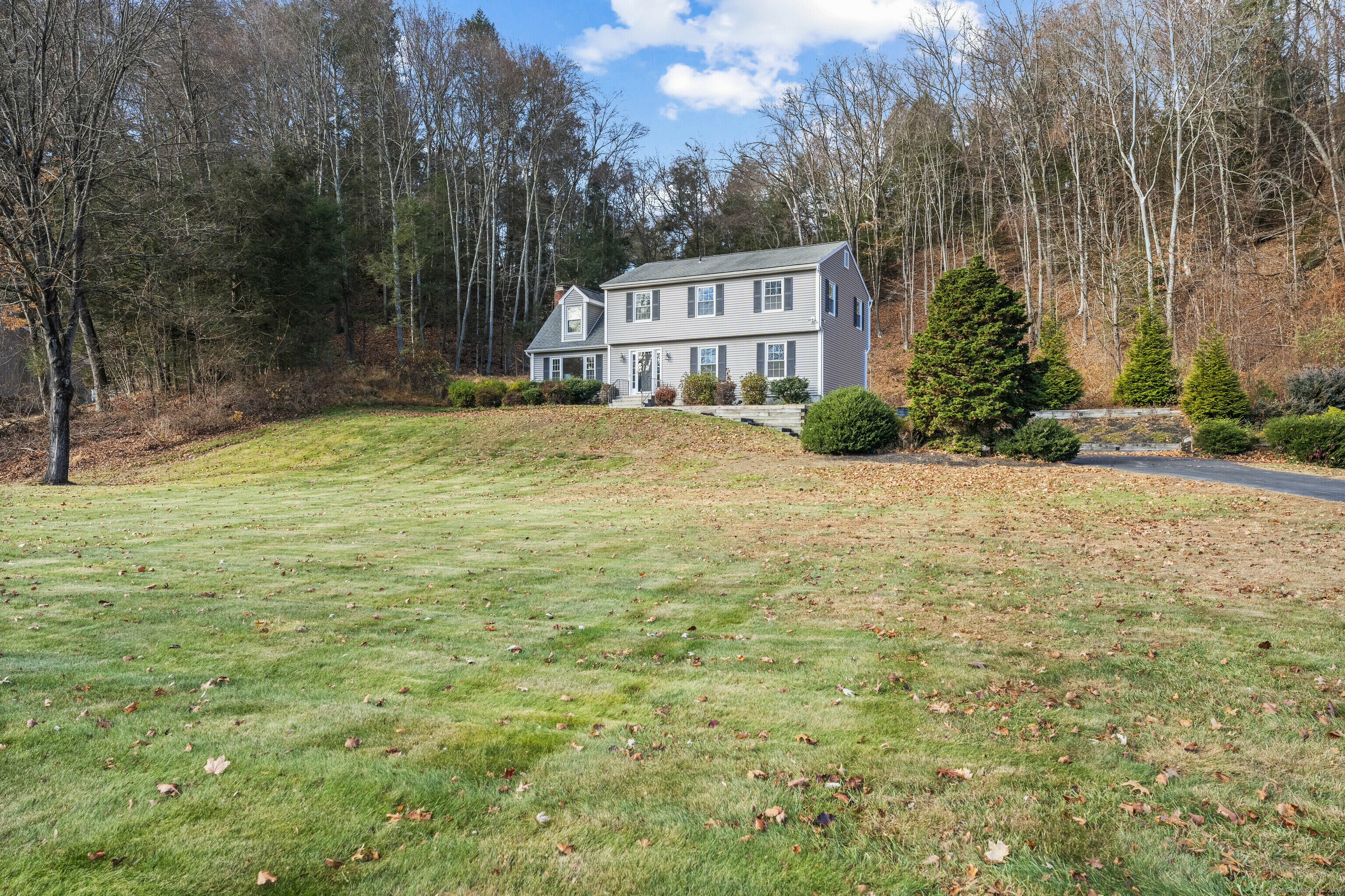 Property Photo:  8 River Edge Drive  CT 06482 