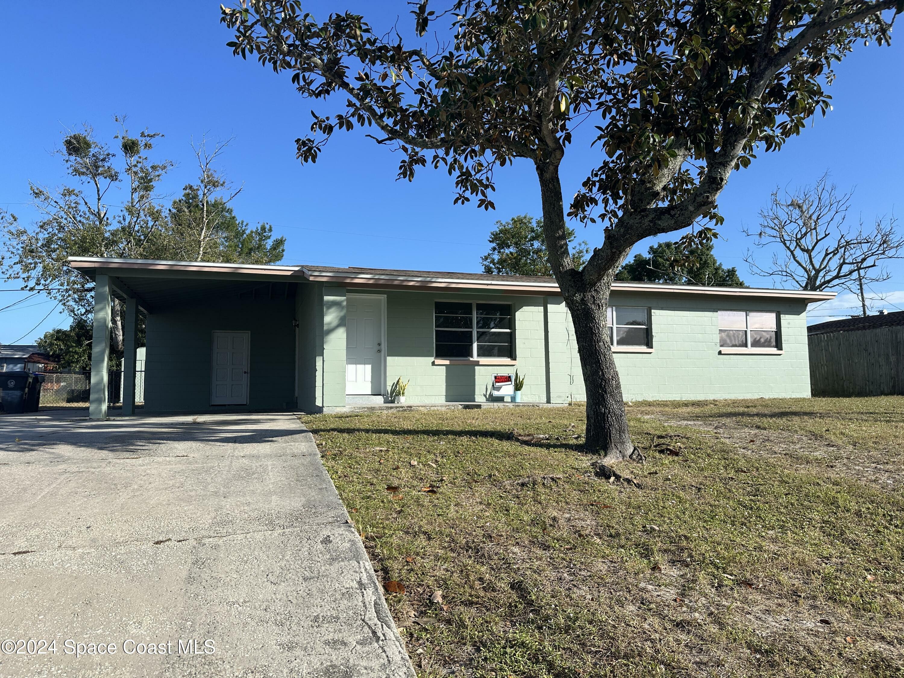 Property Photo:  3880 Deauville Street  FL 32796 