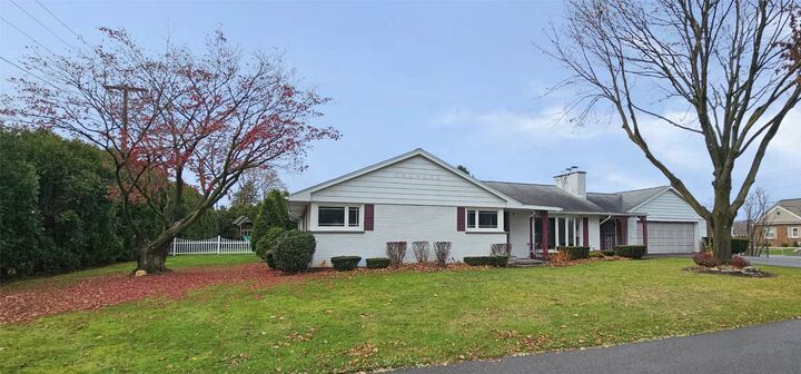 124 Eldredge Drive  Vestal NY 13850 photo
