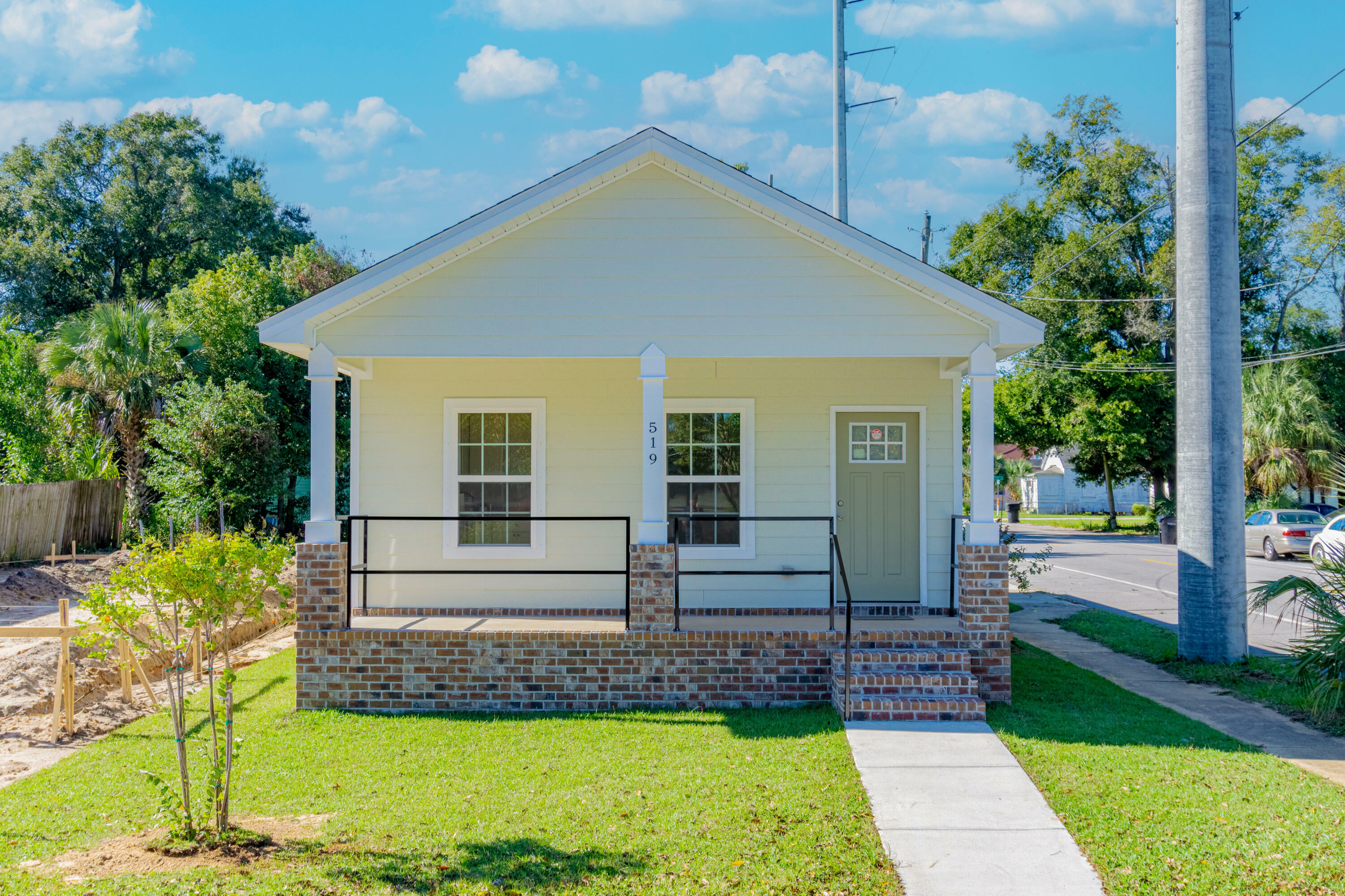 519 N B Street  Pensacola FL 32501 photo