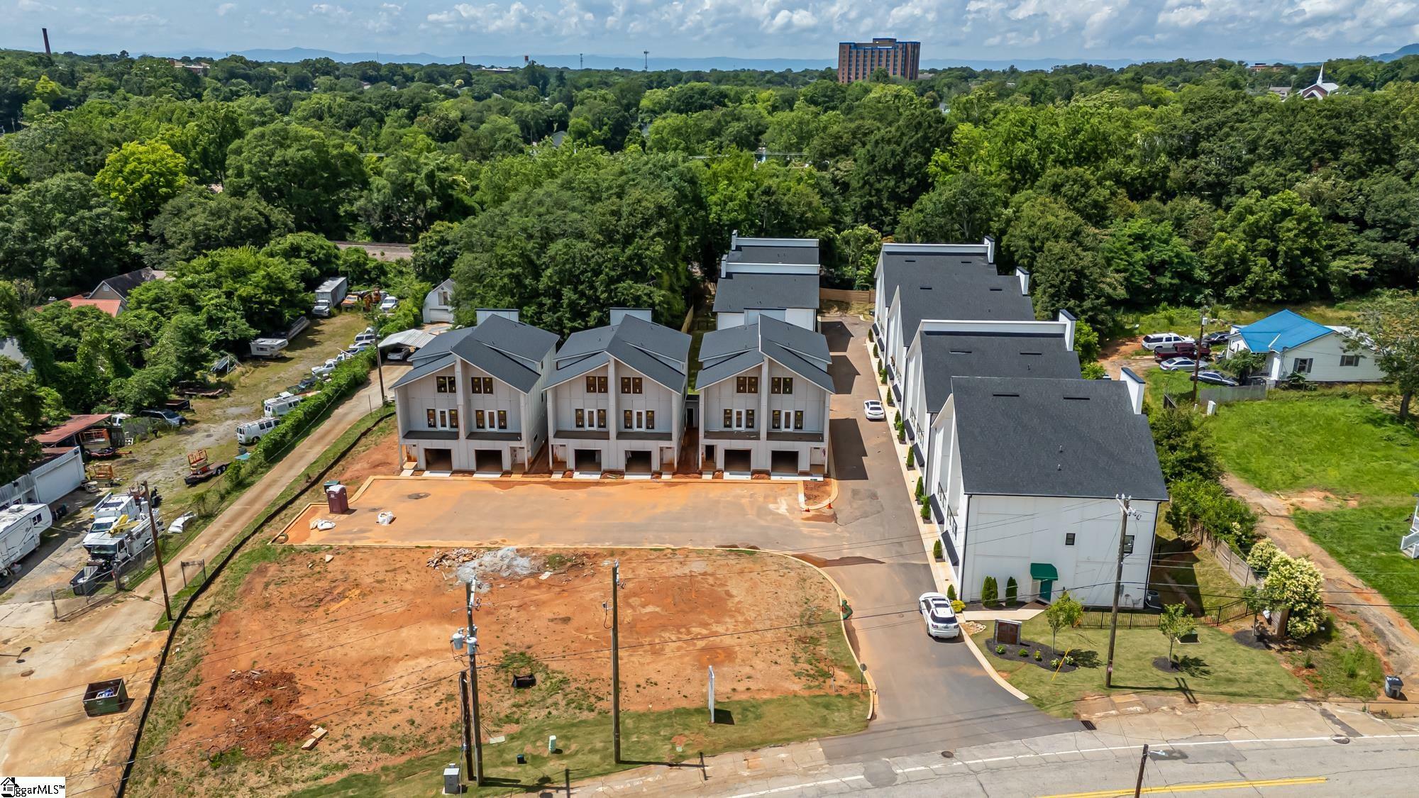 Property Photo: 200 Ackert Way Lot 17 SC 29605