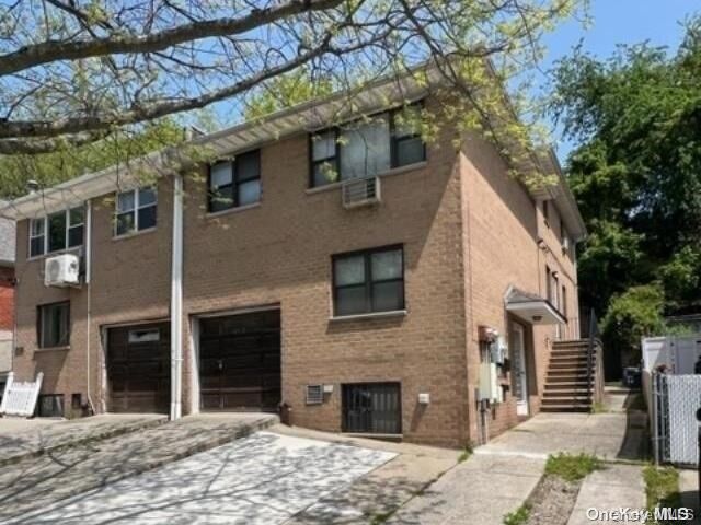 Property Photo:  69-17 Little Neck Parkway  NY 11004 