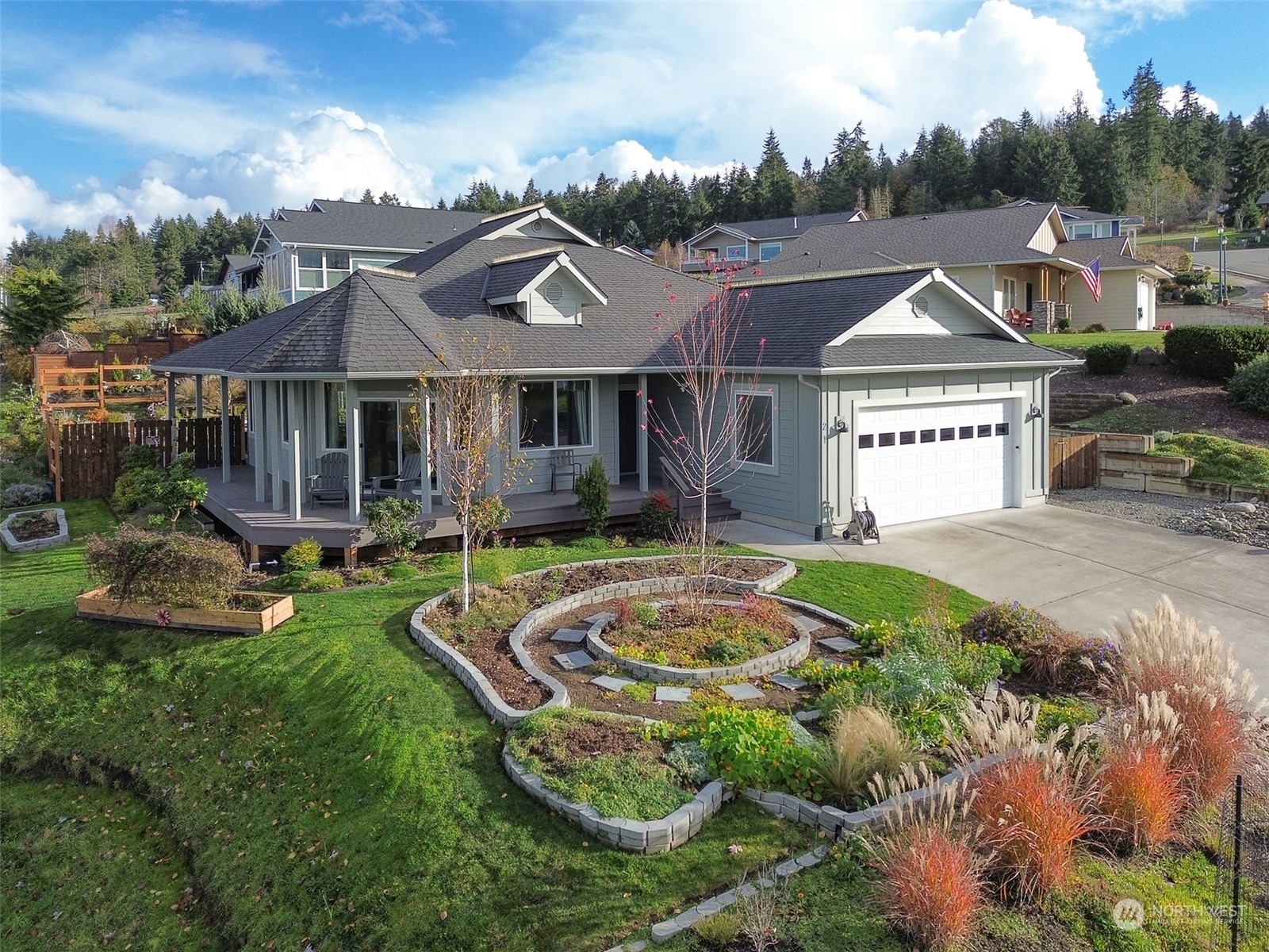 Property Photo:  21  American Eagle Drive  WA 98382 