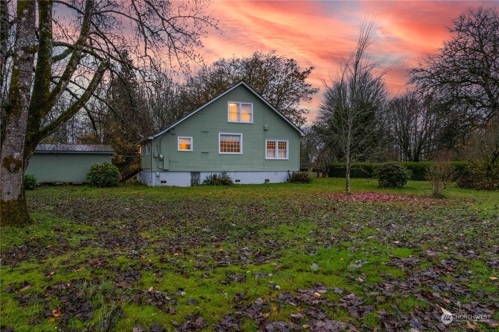 516 SW Riverside Drive  Chehalis WA 98532 photo