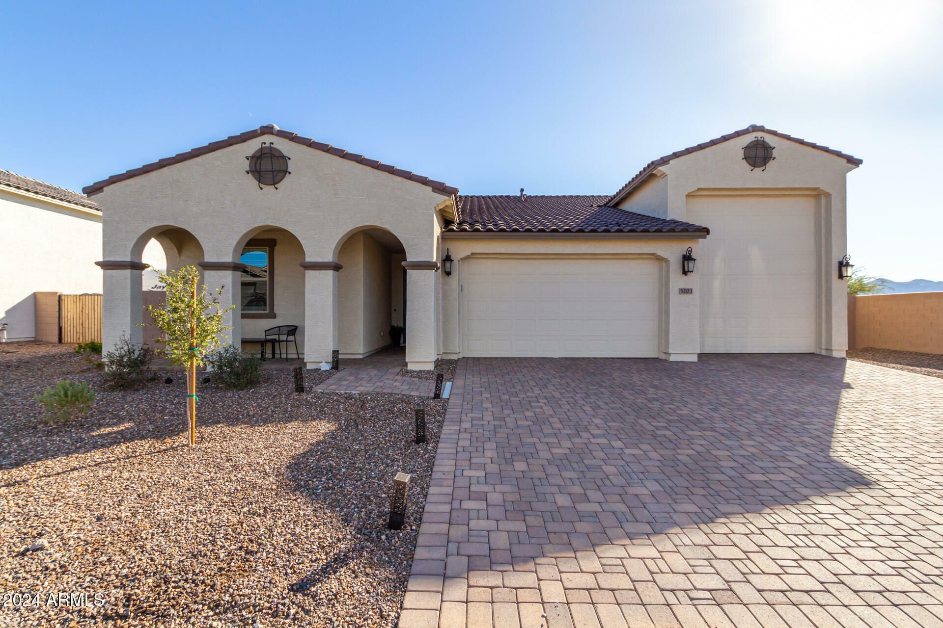 Property Photo:  5203 W Roundhouse Road  AZ 85339 