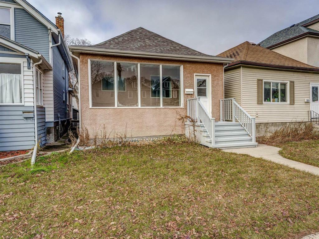 972 Ingersoll Street  Winnipeg MB R3E 2L9 photo