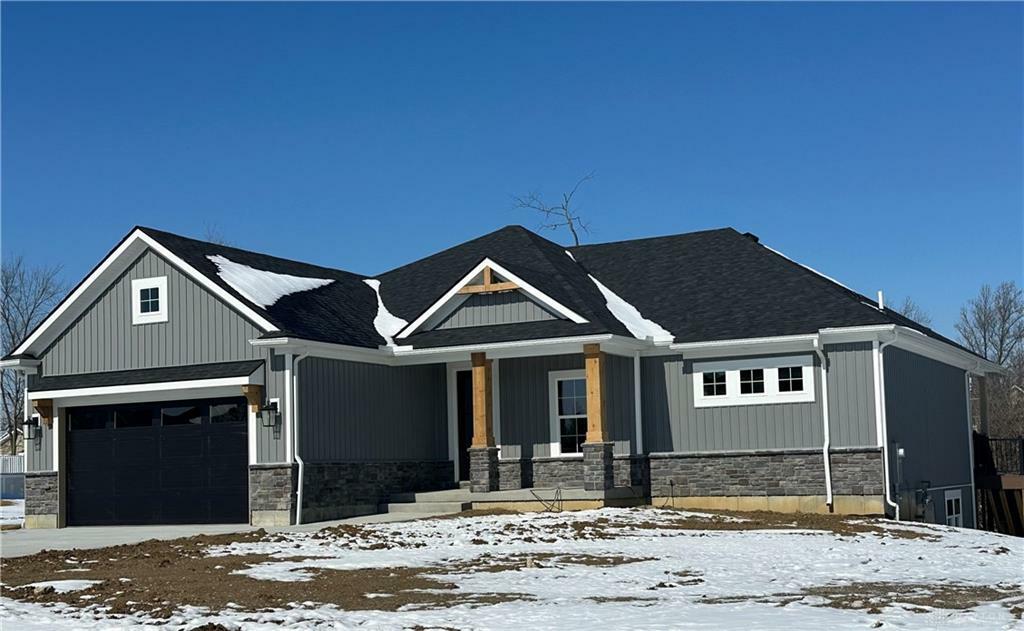 Property Photo:  7851 Wedgemere Circle  OH 45424 