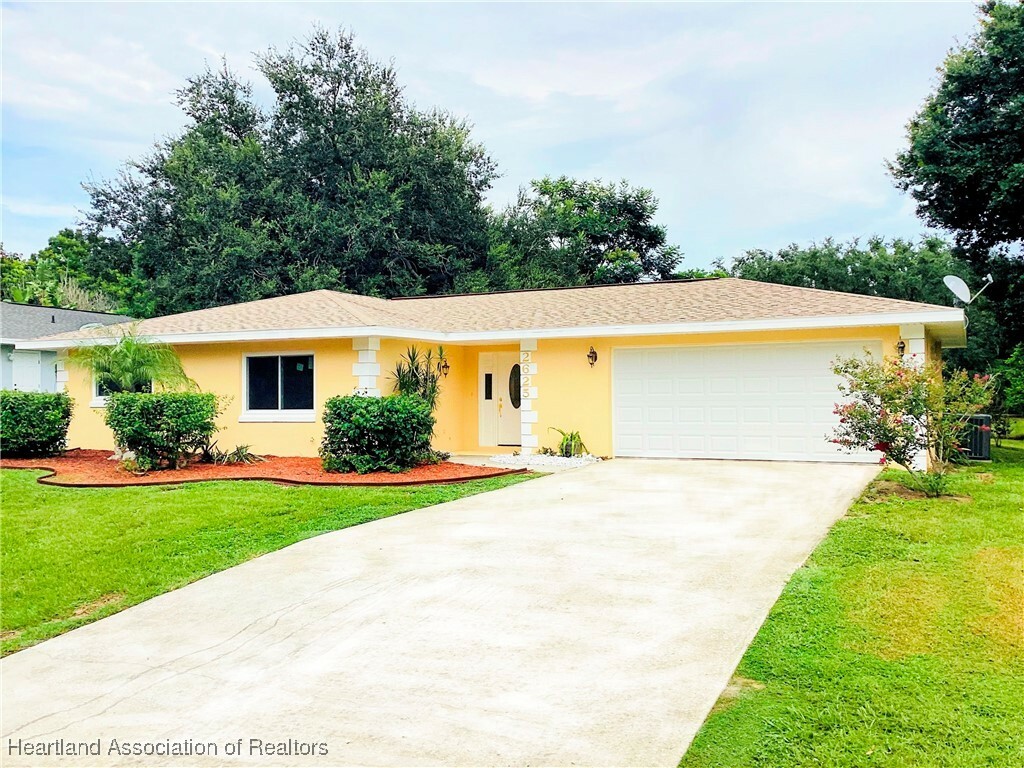 Property Photo:  2625 Orange Grove Drive  FL 33870 