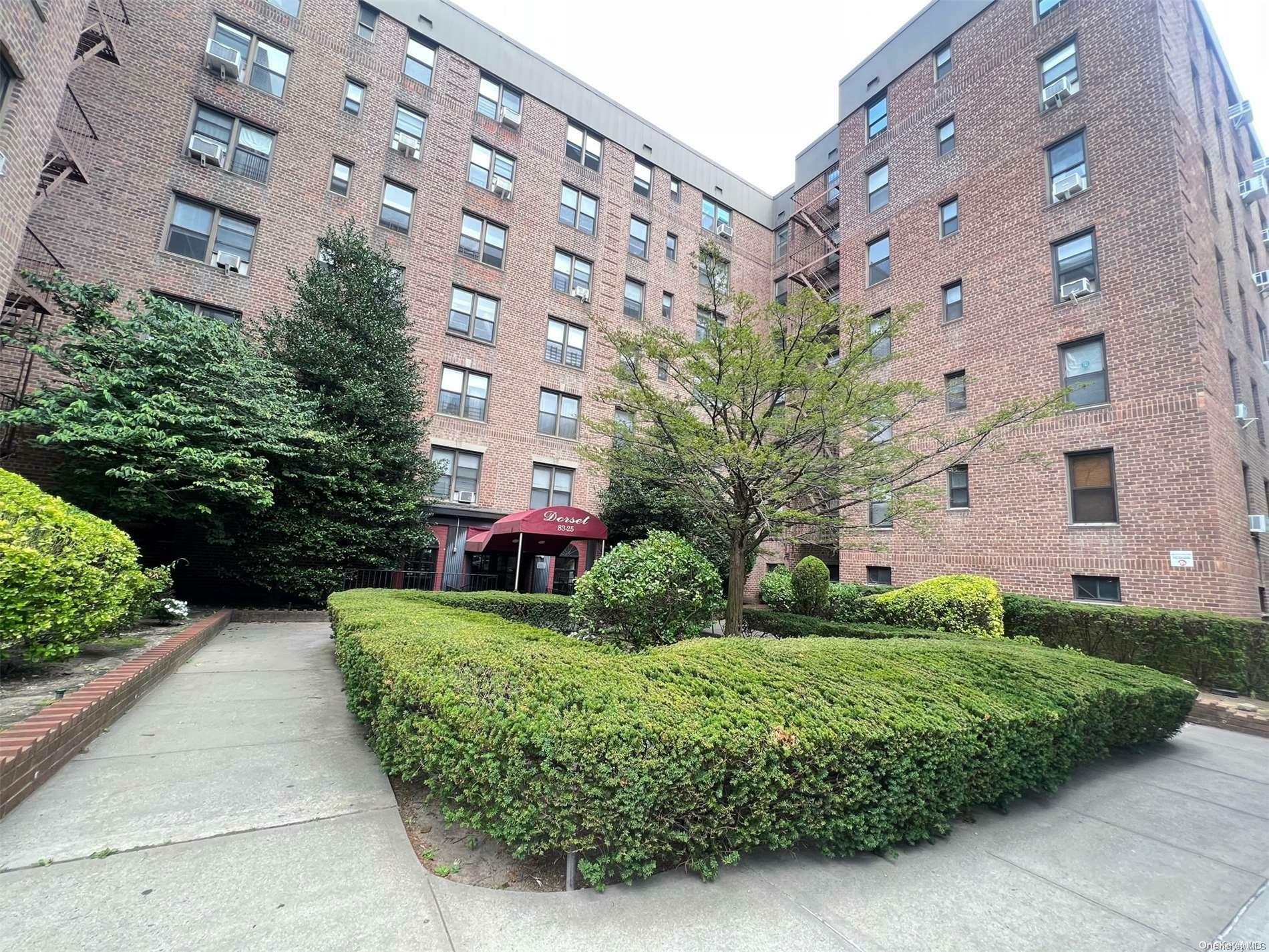 Property Photo:  83-25 98 Street 5B  NY 11421 