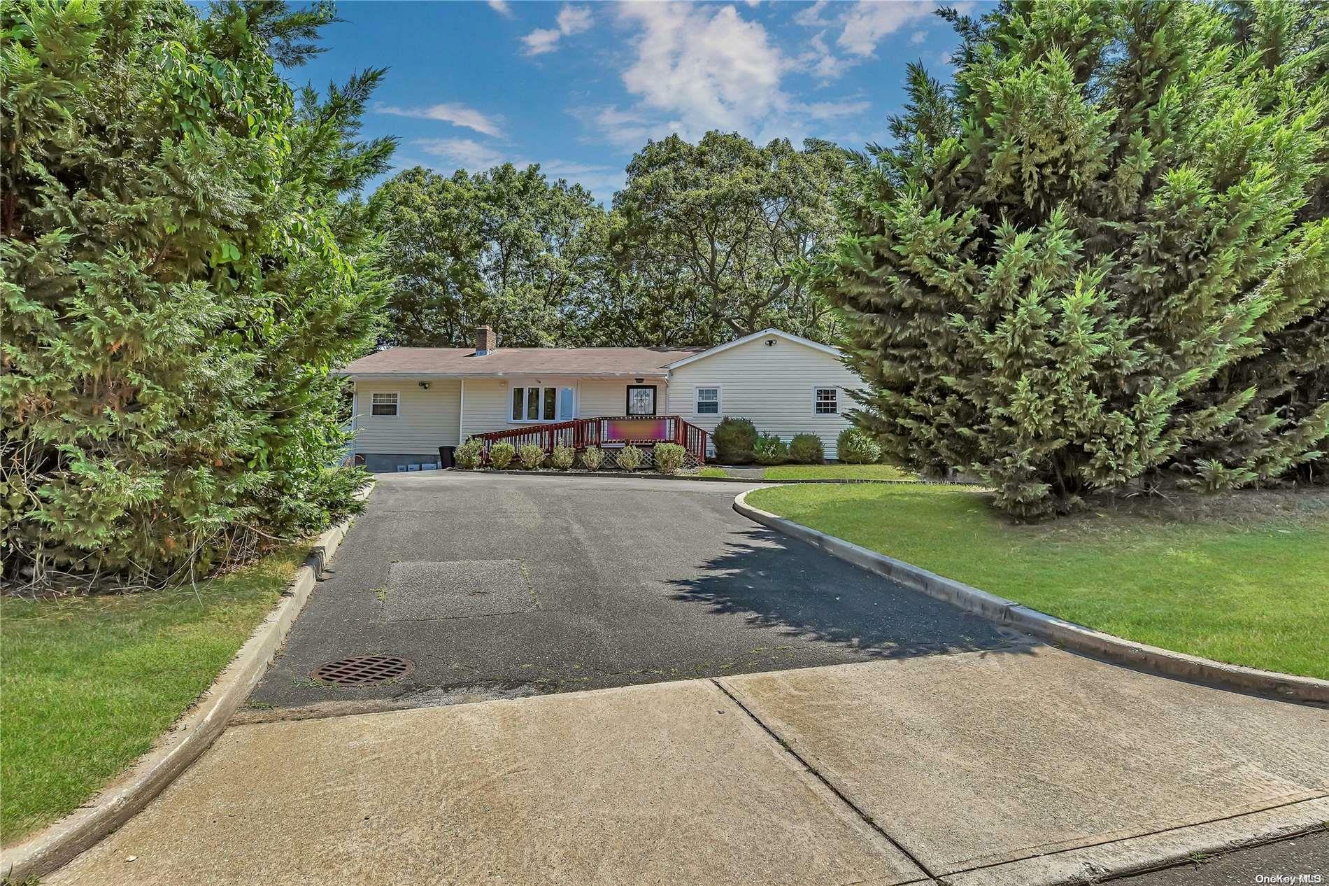 Property Photo: 166 Granny Rd NY 11738
