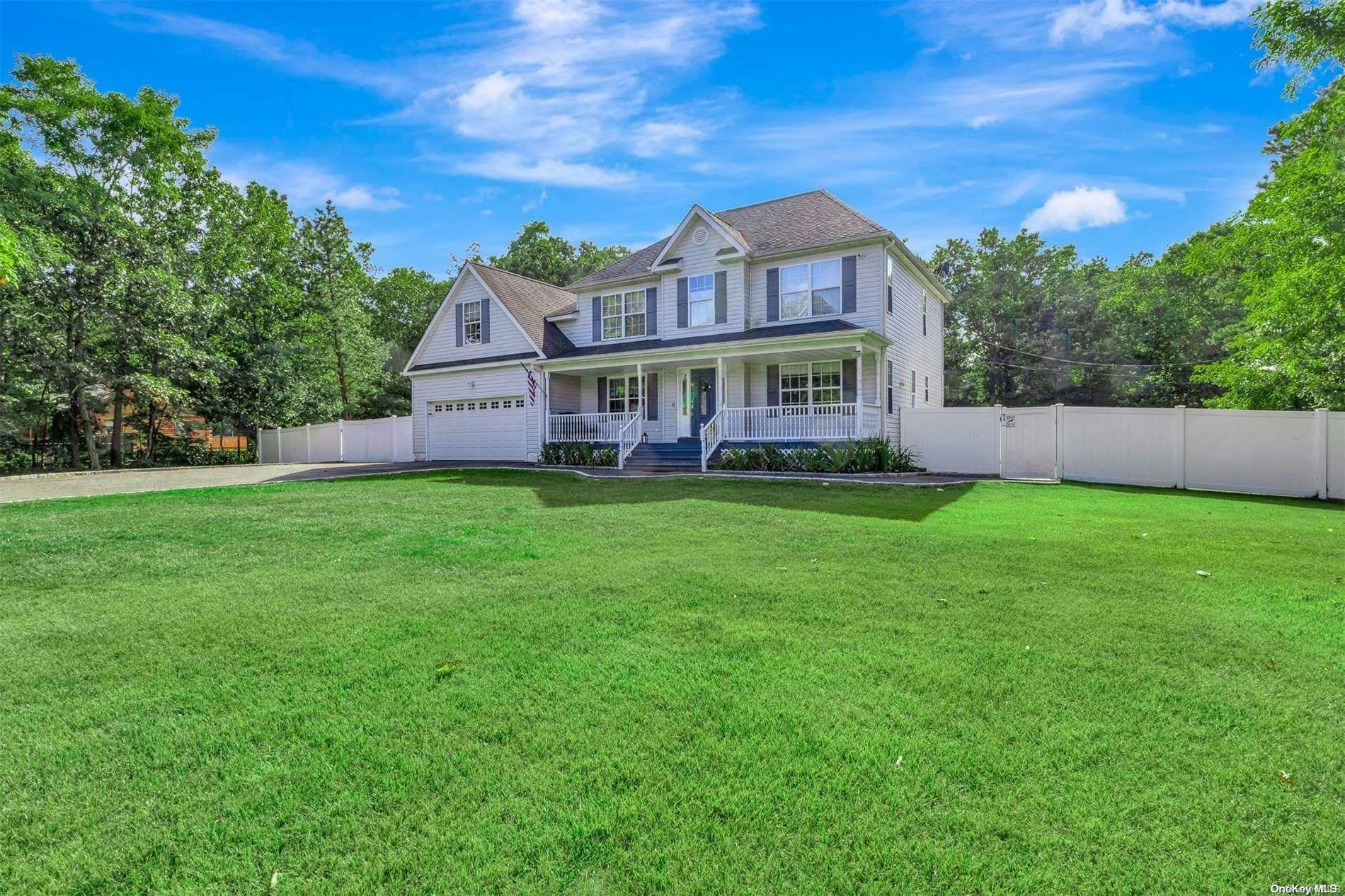 Property Photo:  2 Old Saddle Road  NY 11961 