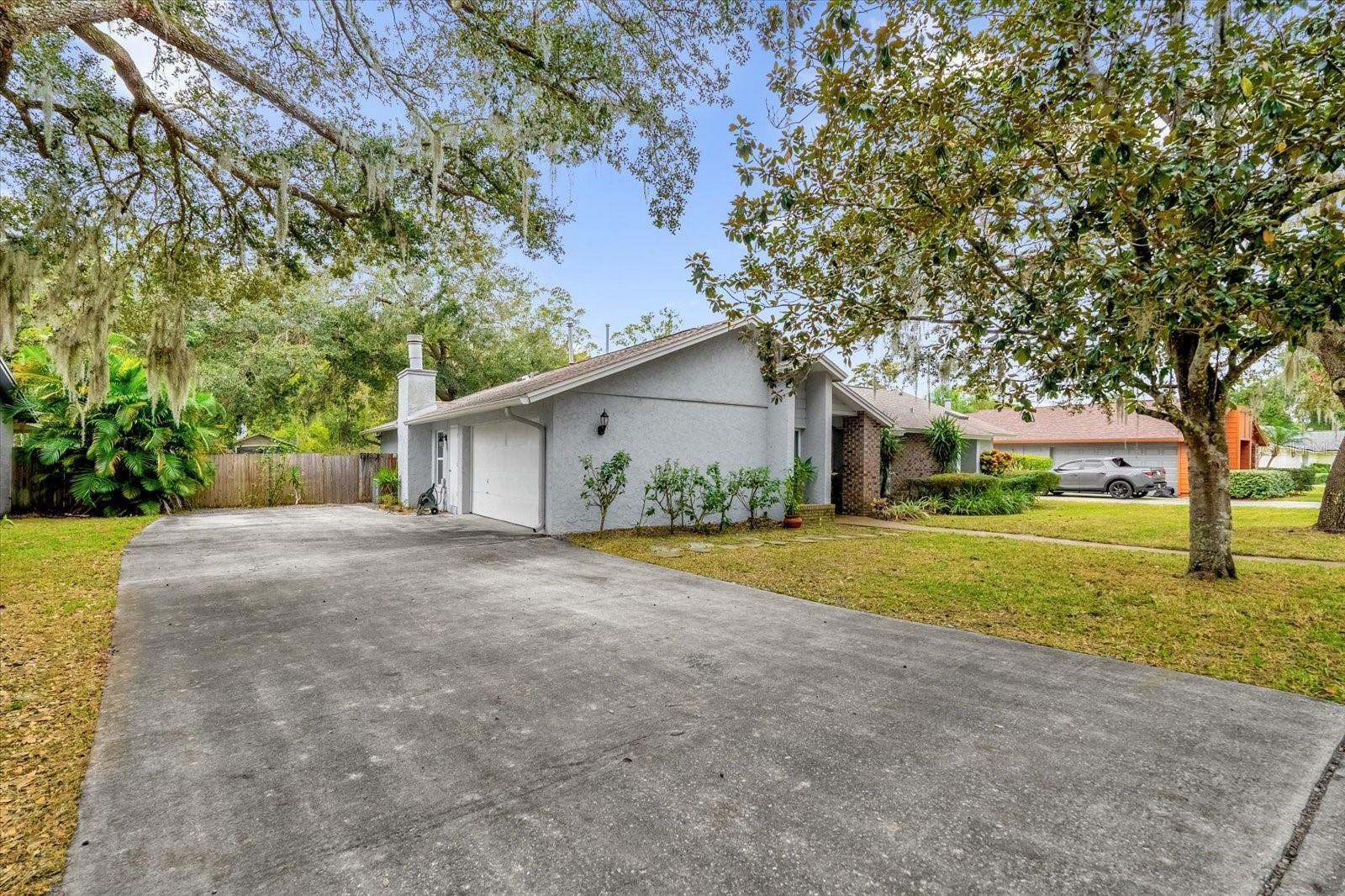 Property Photo:  3661 Jericho Drive  FL 32707 