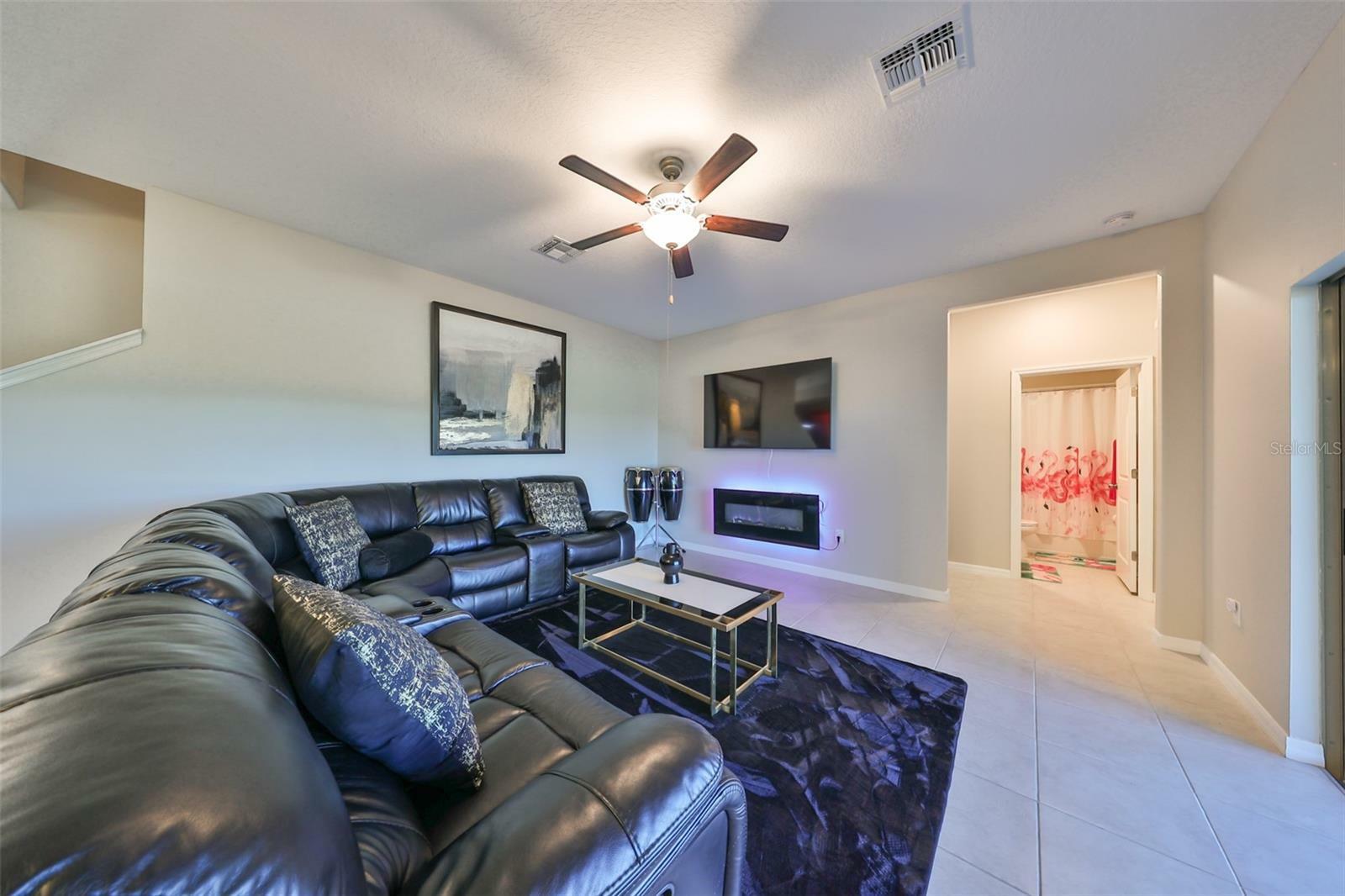 Property Photo:  9458 Channing Hill Drive  FL 33573 