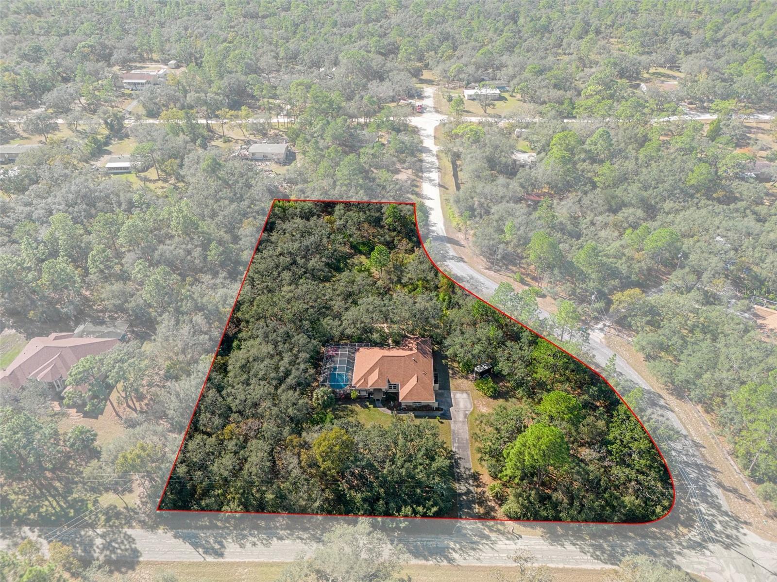 Property Photo: 14283 Mulkerin Drive FL 34614