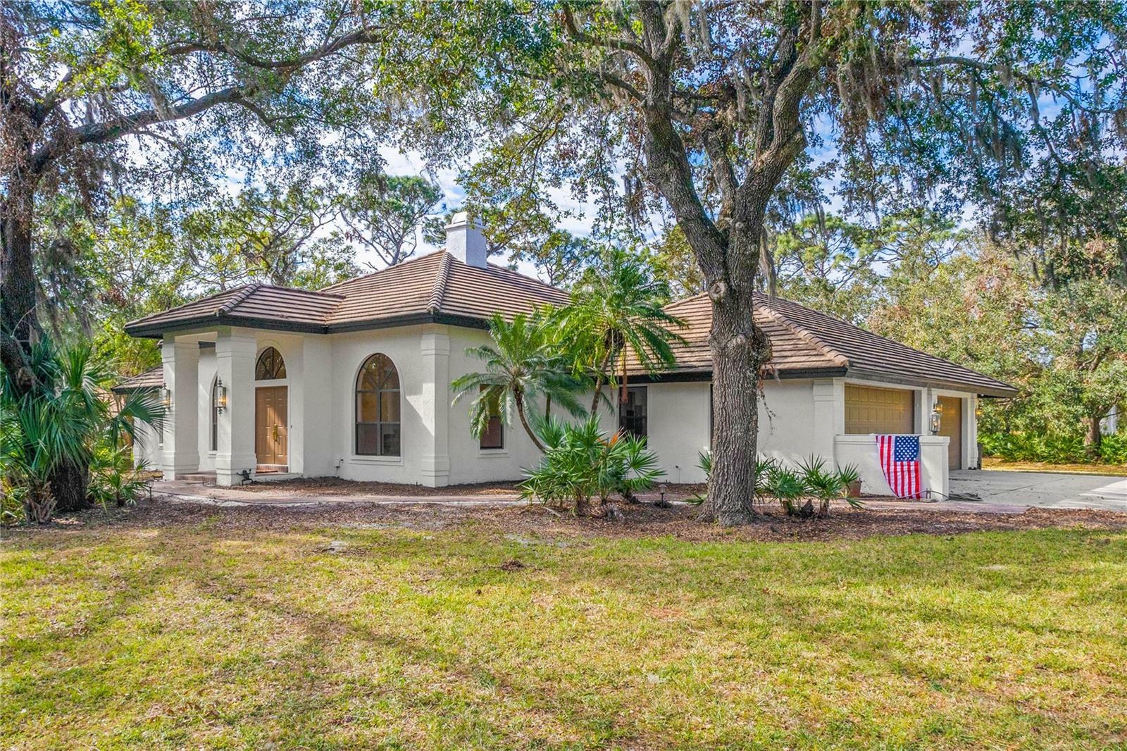 Property Photo:  4927 Windsor Park  FL 34235 